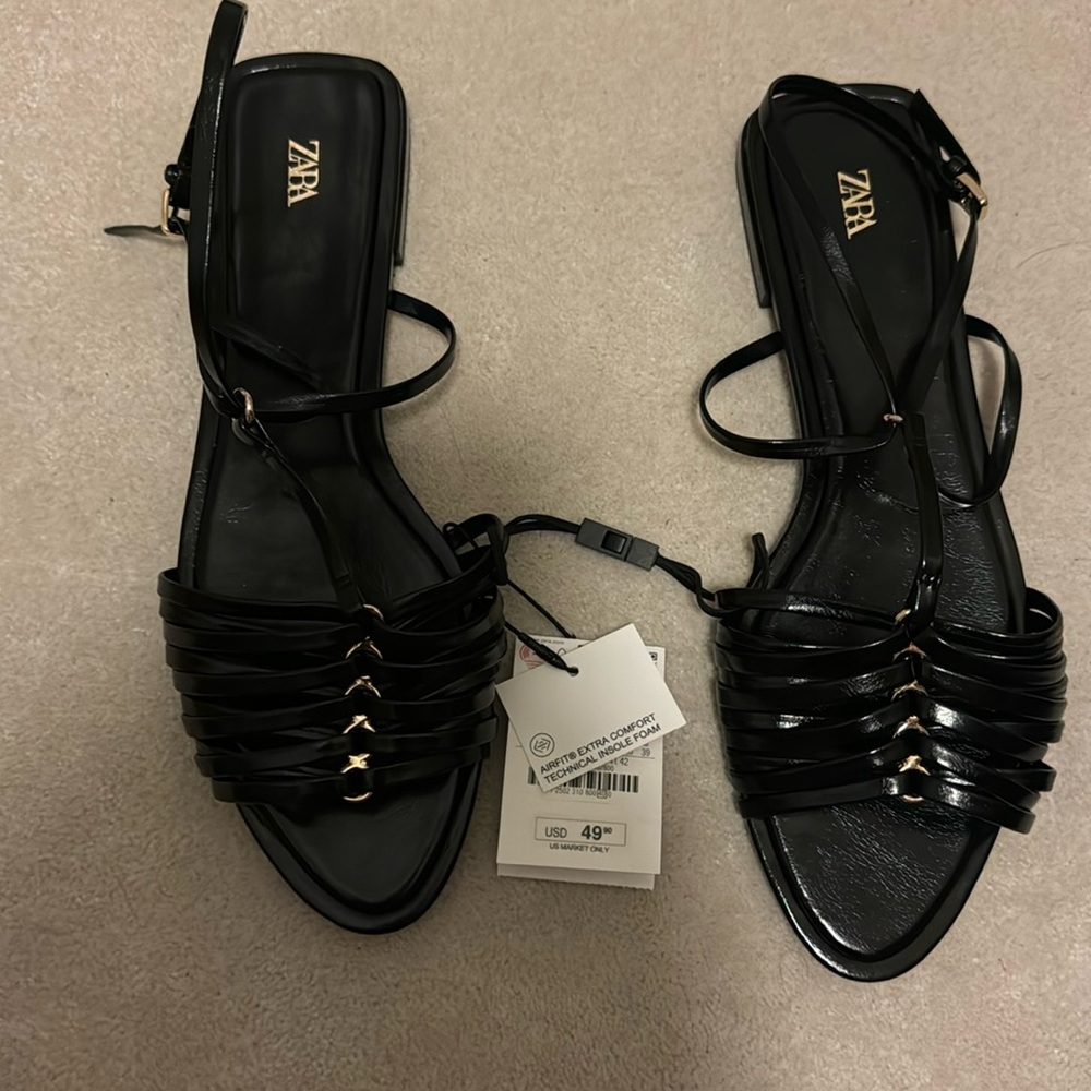 NEVER WORN Zara black Greek style flat sandals